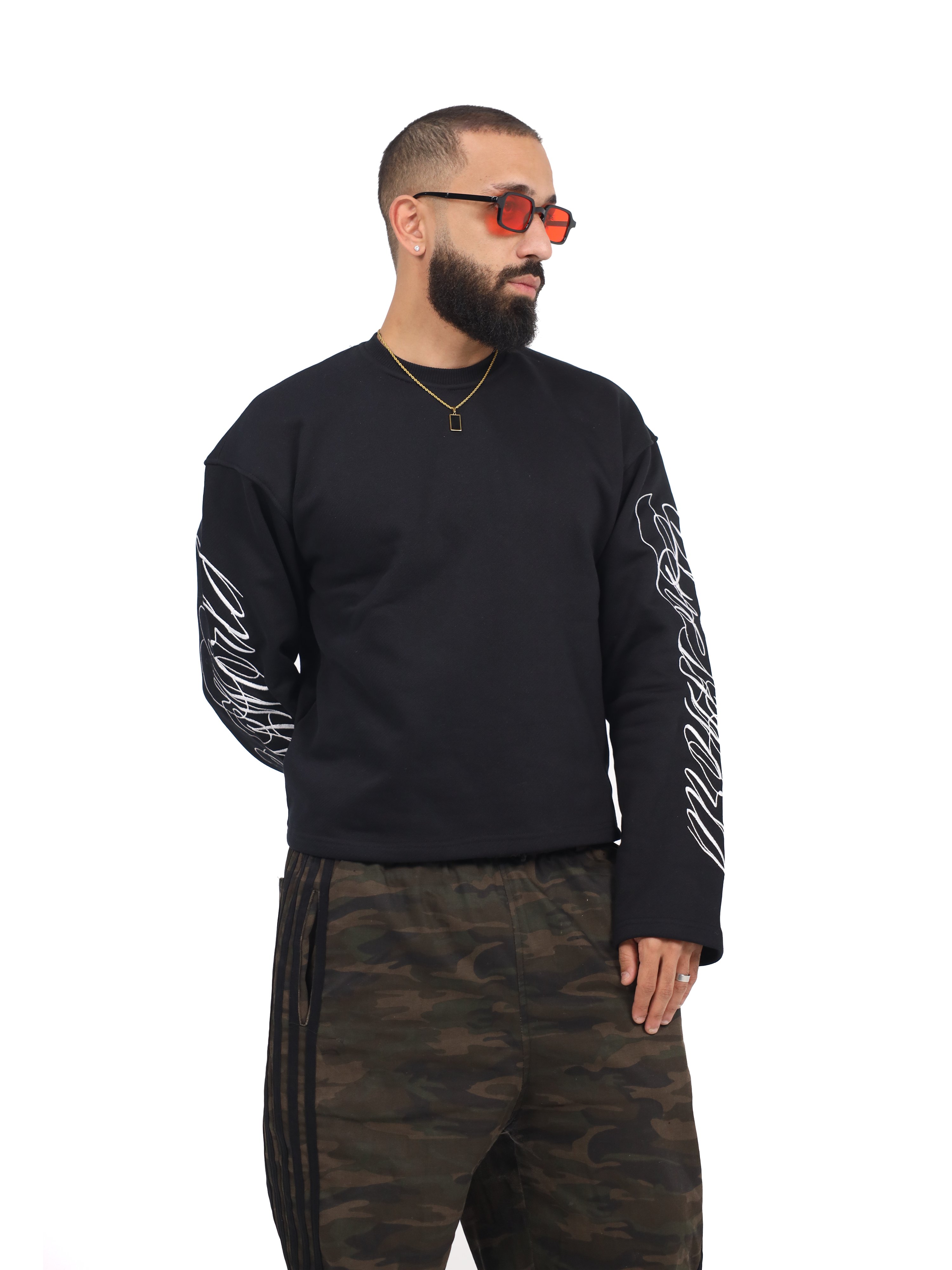 Signature Sleeve Embroidery Edition - black