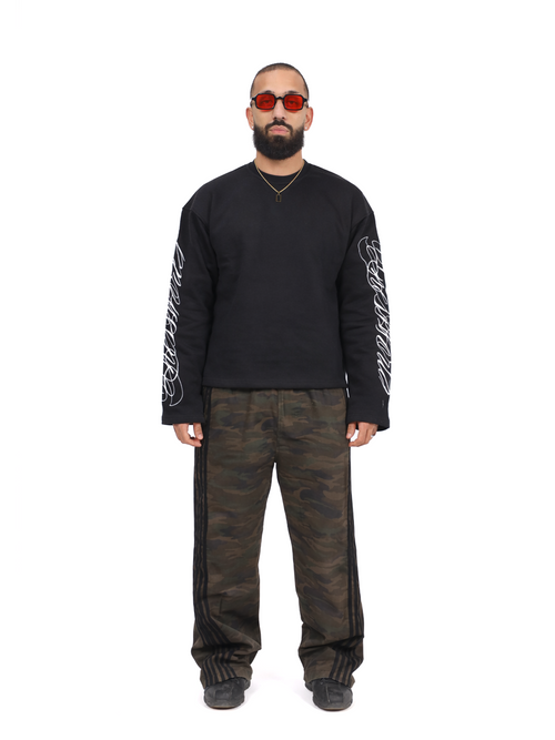 Signature Sleeve Embroidery Edition - black