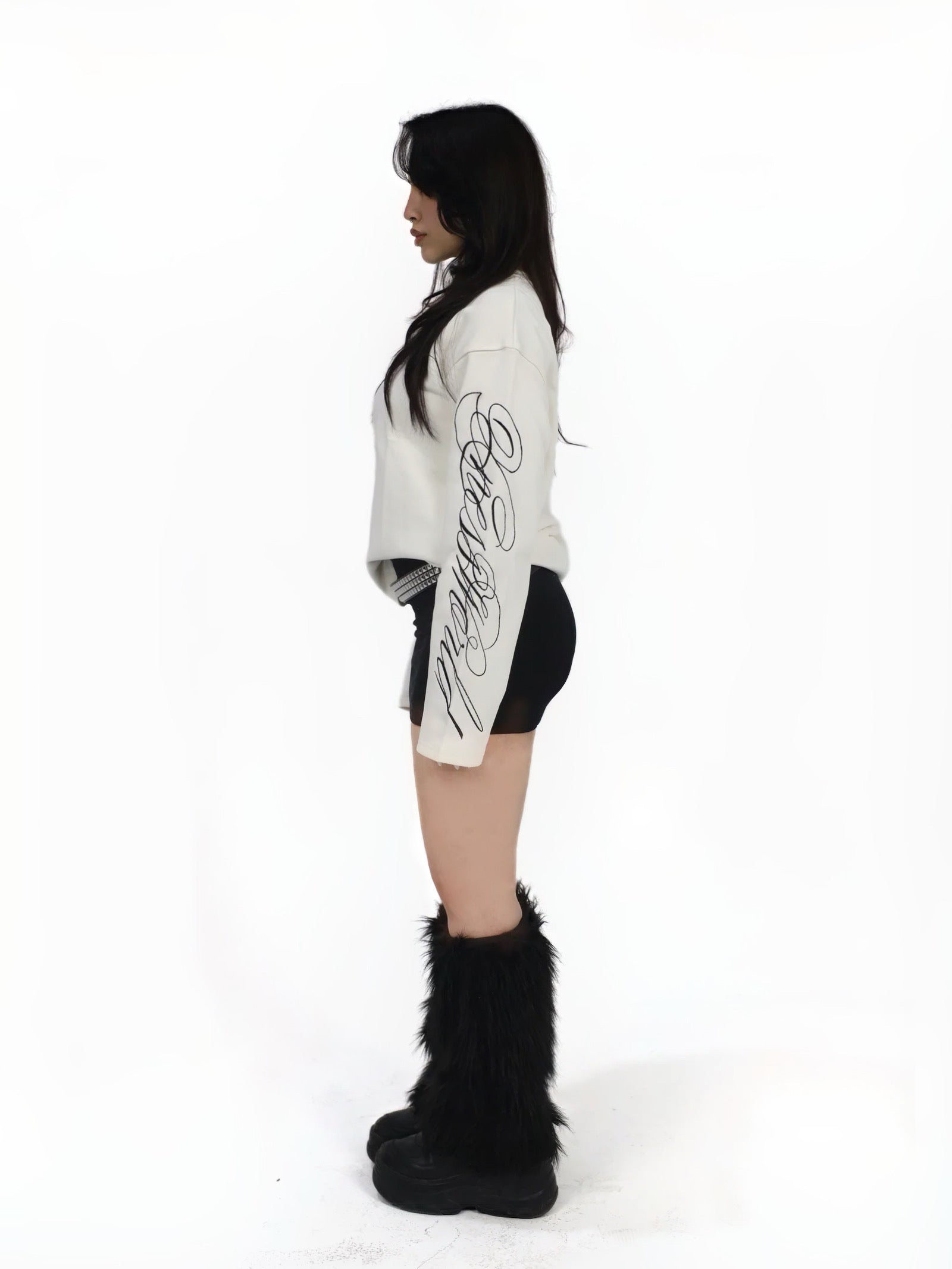 Signature Sleeve Embroidery Edition _ white
