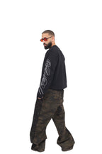 Signature Sleeve Embroidery Edition - black